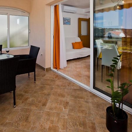 Apartment Zara Χβαρ Εξωτερικό φωτογραφία