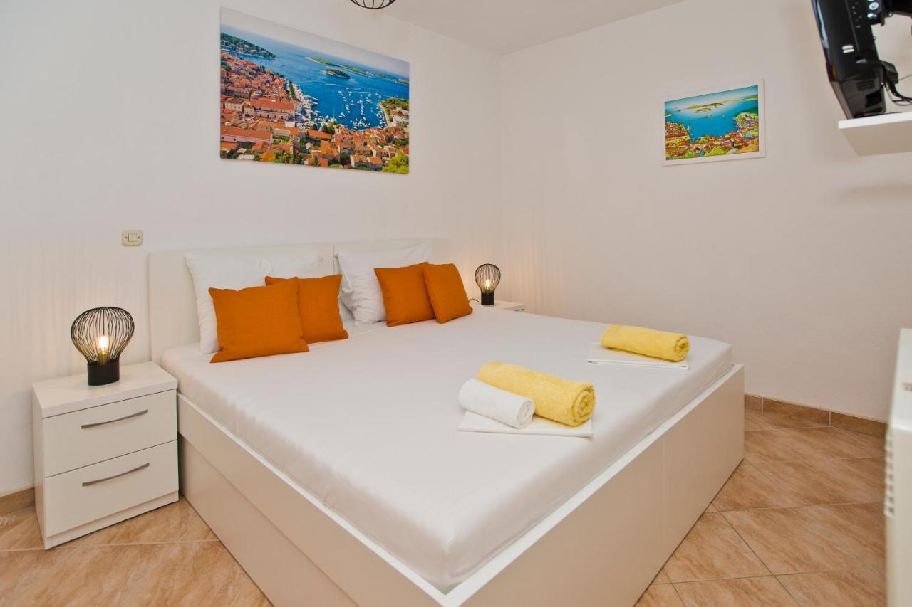 Apartment Zara Χβαρ Εξωτερικό φωτογραφία