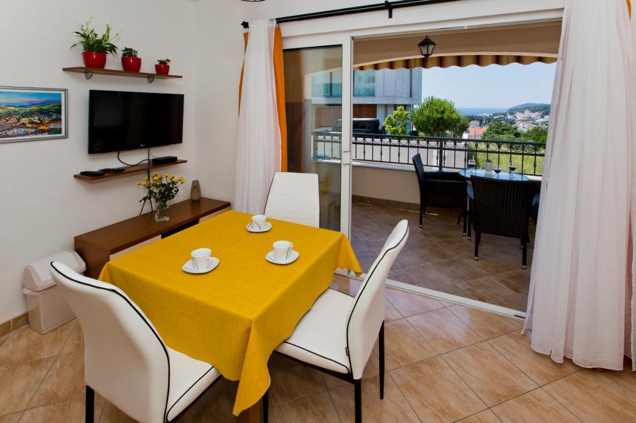 Apartment Zara Χβαρ Εξωτερικό φωτογραφία