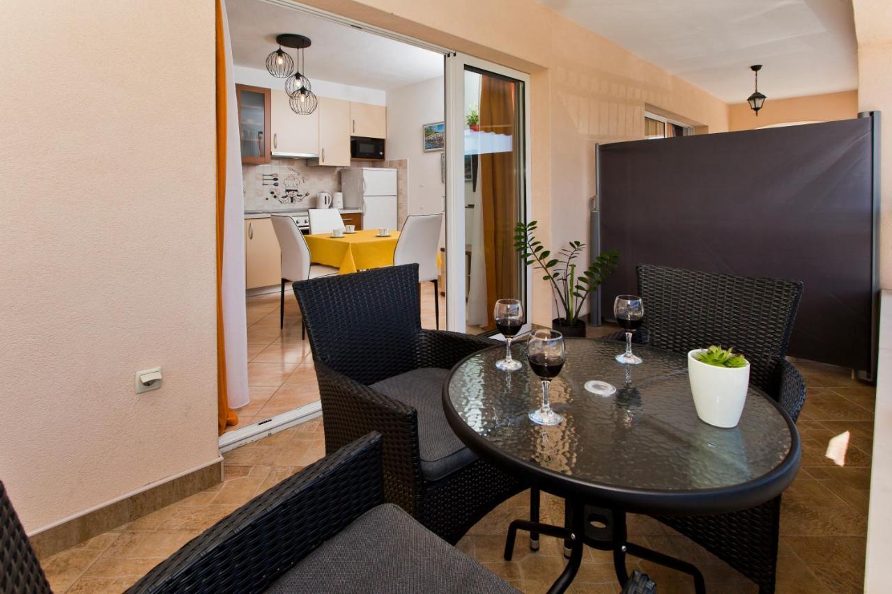 Apartment Zara Χβαρ Εξωτερικό φωτογραφία